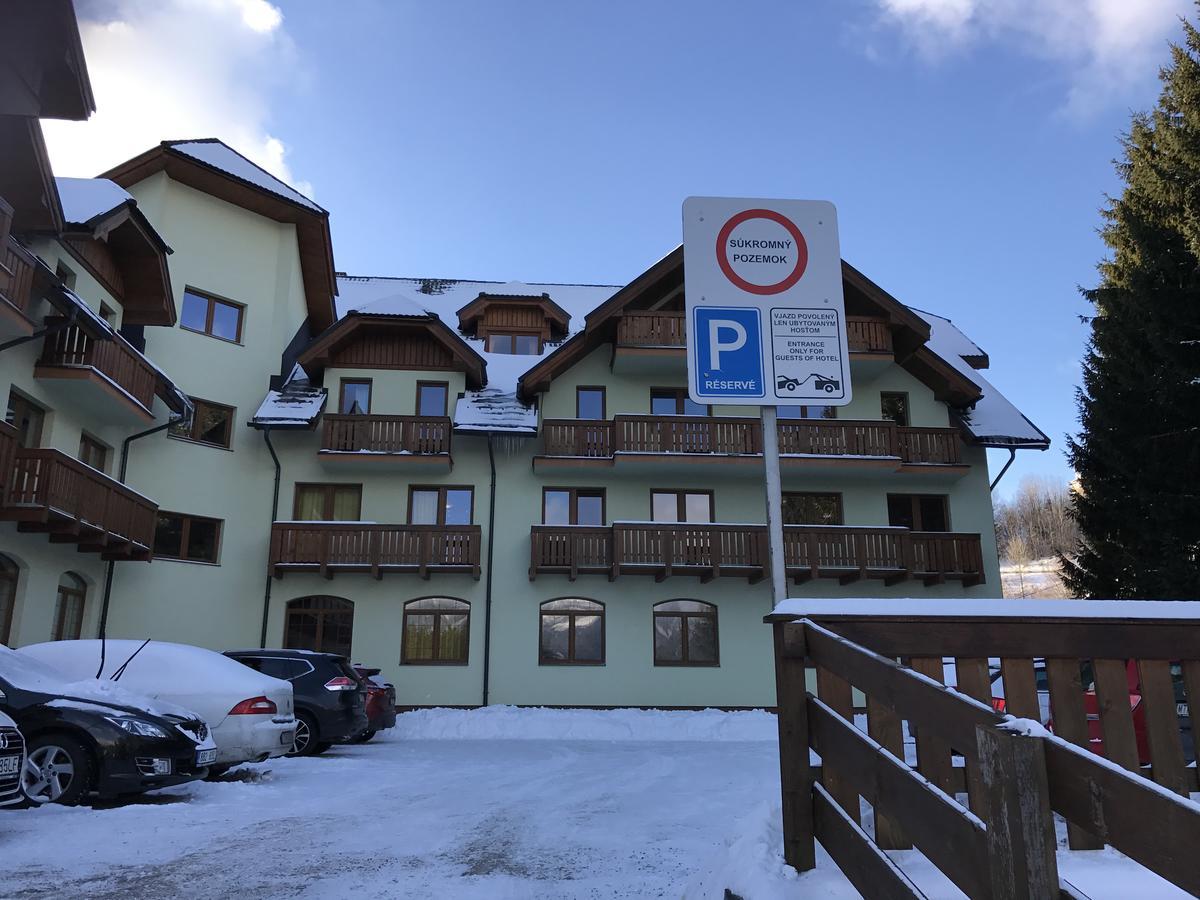 Aparthotel Kamzik Donovaly Bagian luar foto